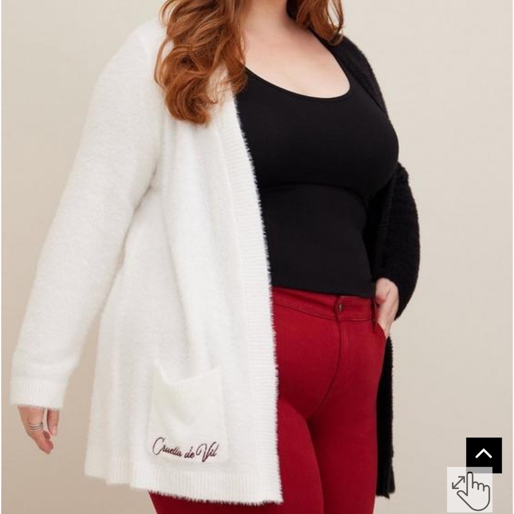 Torrid Disney Villains Cardigan - Nylon Knit Cruella Black & White
